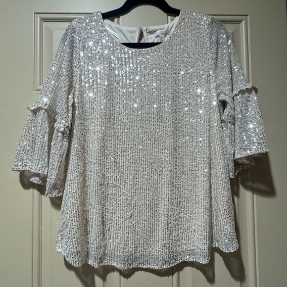 NWT Sz med sequin top - Picture 14 of 14